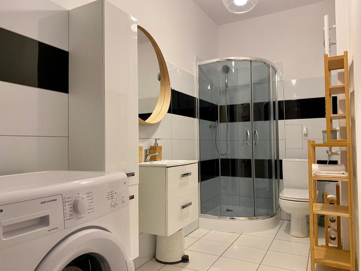 Apartament Hrabala 옐레니아구라 외부 사진