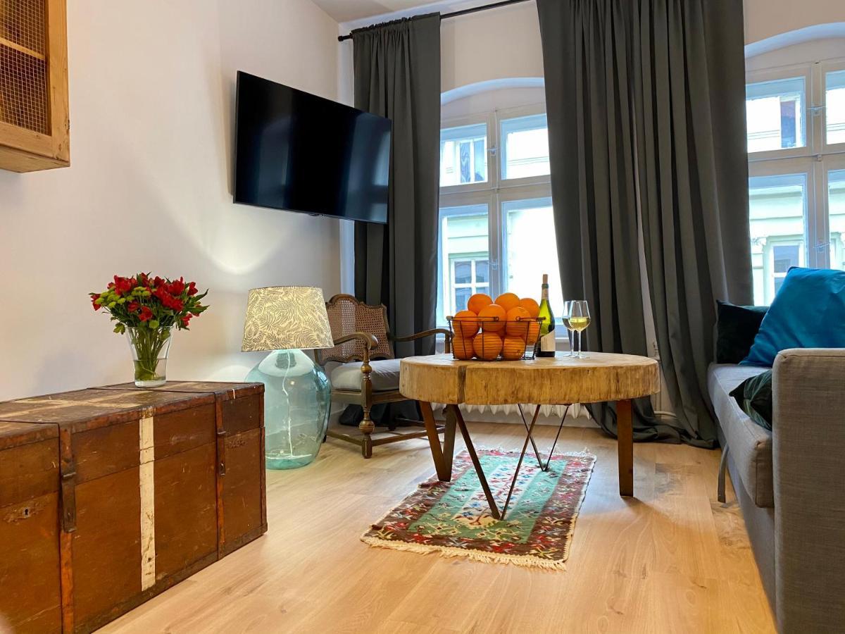 Apartament Hrabala 옐레니아구라 외부 사진