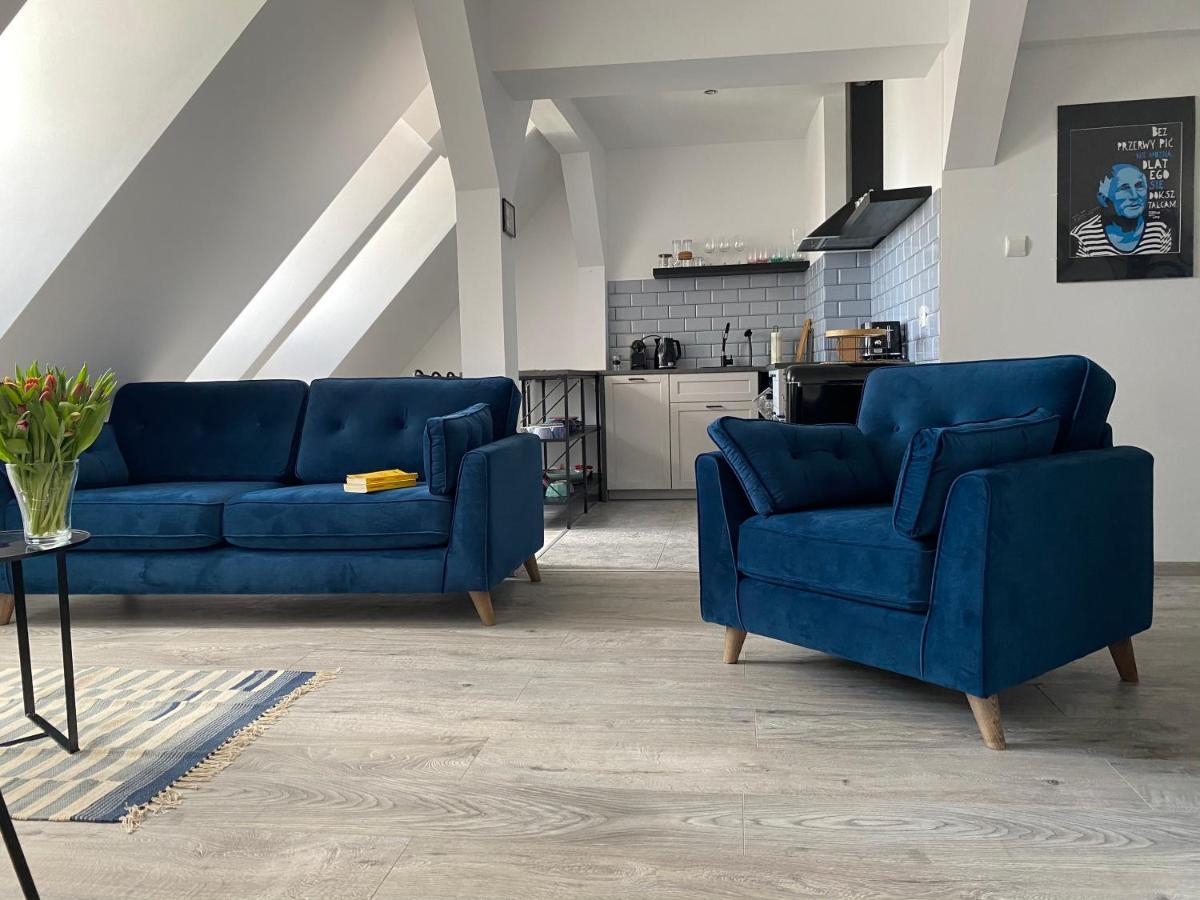 Apartament Hrabala 옐레니아구라 외부 사진